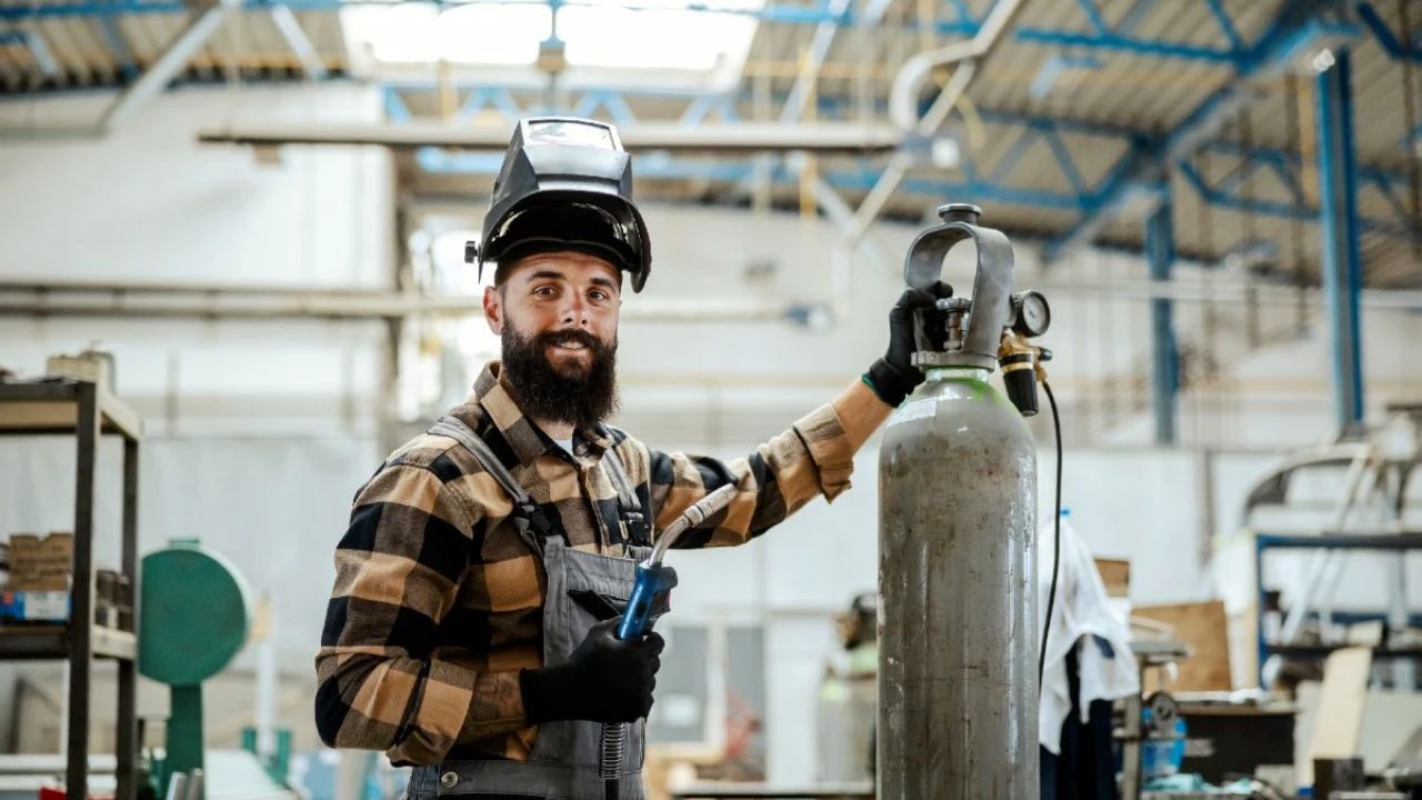 The Benefits of Working with a Full-Service Fabrication Partner